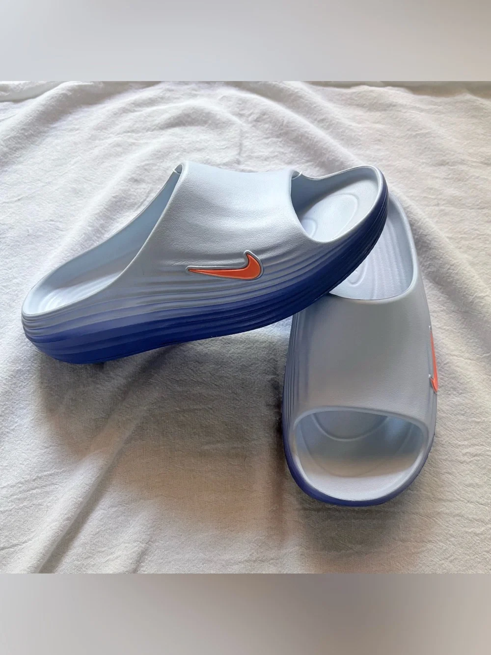 Nike ReactX Rejuven8 Men’s Slides Hydrogen Blue/Blue Crystal/Lapis/Orange sz 11